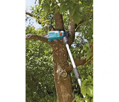 Gardena Kit Sierra De Pértiga Accu TCS Li18/20 + Recortasetos Telescópico THS Li18 /42