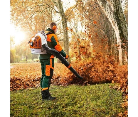 STIHL Soplador BR 700