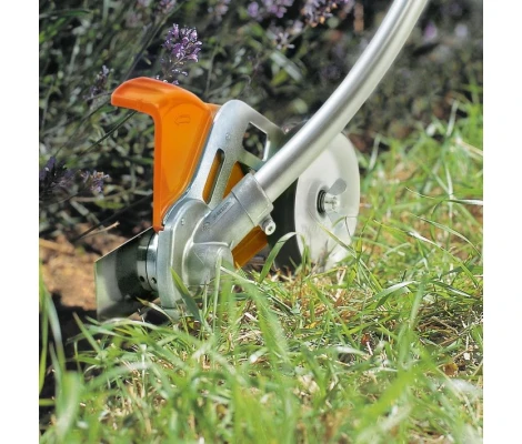 STIHL Cortabordes FCB-KM