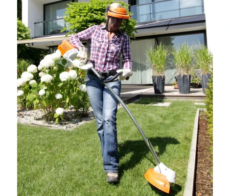 STIHL Desbrozadora FSA 85 AutoCut C 4-2