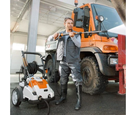 STIHL Hidrolimpiadora RE 462 Plus Trifásica