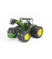 Bruder John Deere 7930 Con Neumáticos Gemelos