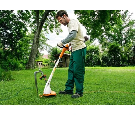 STIHL Cortabordes FSE 31