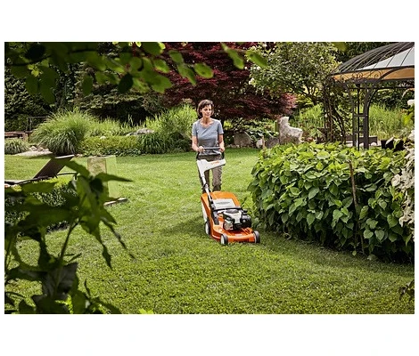 STIHL Cortacésped RM 448 PC