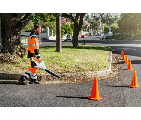 STIHL Soplador BGA 86 Sin batería Ni Cargador