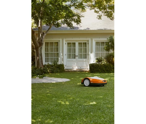 STIHL Robot Cortacésped RMI 632 P