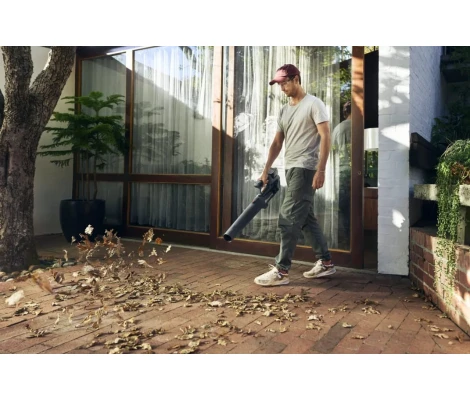 Kit Soplador Husqvarna Aspire™ B8X-P4A Cargador y Batería 4 Ah