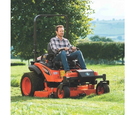 Segadora Kubota ZD1211