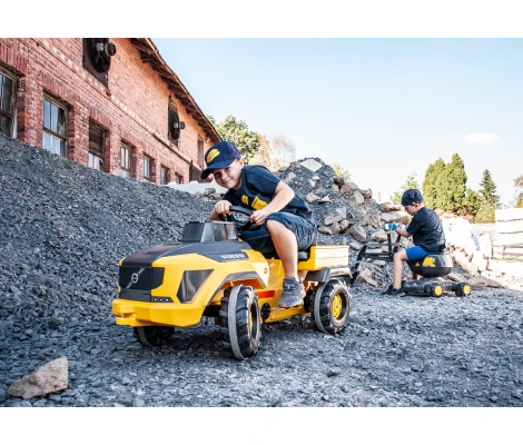 Rolly Toys Camión De Pedales Volvo RollyTruck