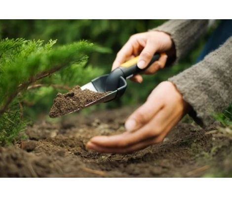 Fiskars Trasplantadora Premium  Trimateria