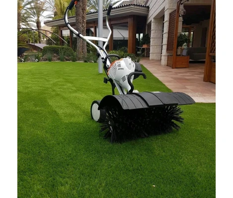 STIHL Multimotor MM 56 + kit Cesped Artificial ( Cepillo + Carro )