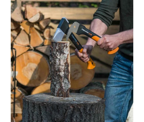 Fiskars Hacha De Rajar 1,1 kg - X11 - S